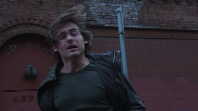 2011_-_Vampire_mp46297.jpg