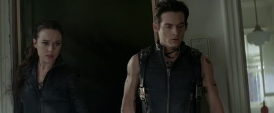 2013_-_The_Mortal_Instruments_City_of_Bones_mkv4693.jpg