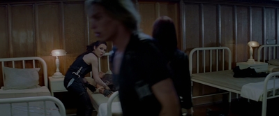 2013_-_The_Mortal_Instruments_City_of_Bones_mkv4969.jpg