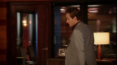 Notorious_S01E02_mkv3113.jpg