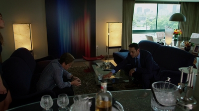 Notorious_S01E02_mkv4038.jpg