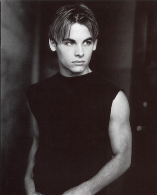 2000-Popstar_281029.jpg