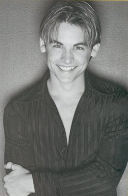 2000-Popstar_281129.jpg