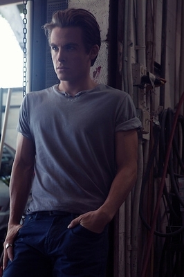 Outtakes_28929.jpg